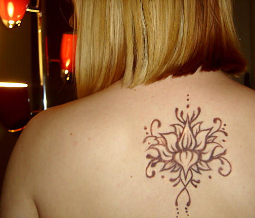 Decent Tattoo pic | Flower Tattoo