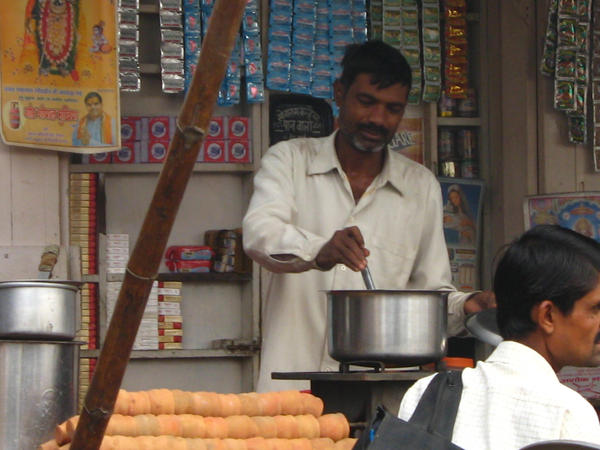 http://fc01.deviantart.net/fs15/i/2007/047/6/1/Indian_Tea_stall_by_startrekker.jpg