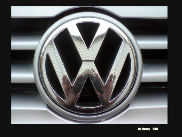 VW Logo by ianmt on deviantART