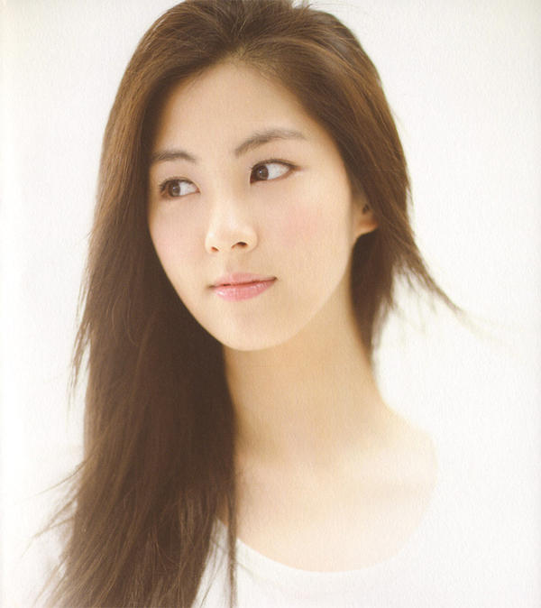 Seohyun_from_SNSD_by_SungminLee.jpg