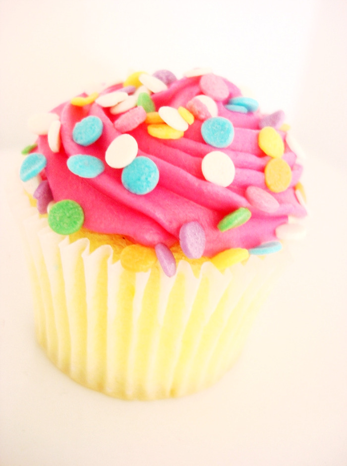cupcake__by_ich_liebe_dich.jpg