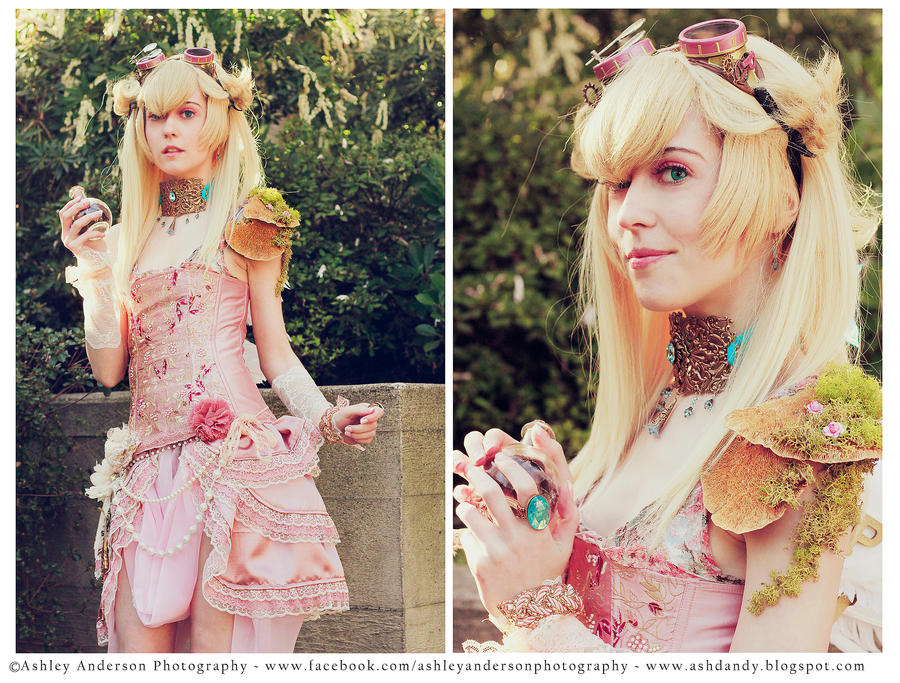 princess peach cosplay