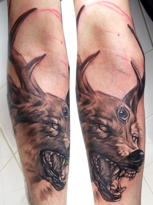 wolf tattoo 