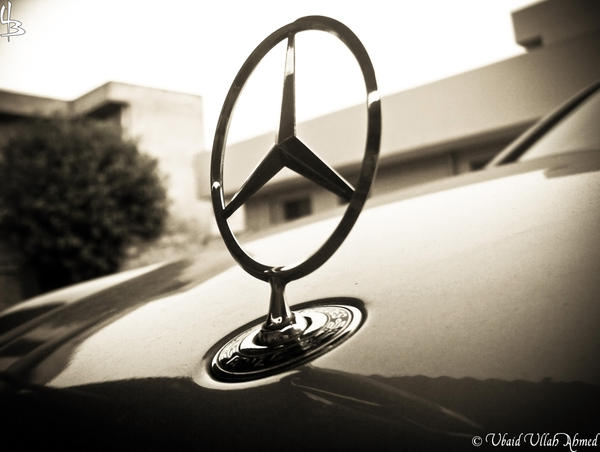 Mercedes logo by devilmaycryub on deviantART